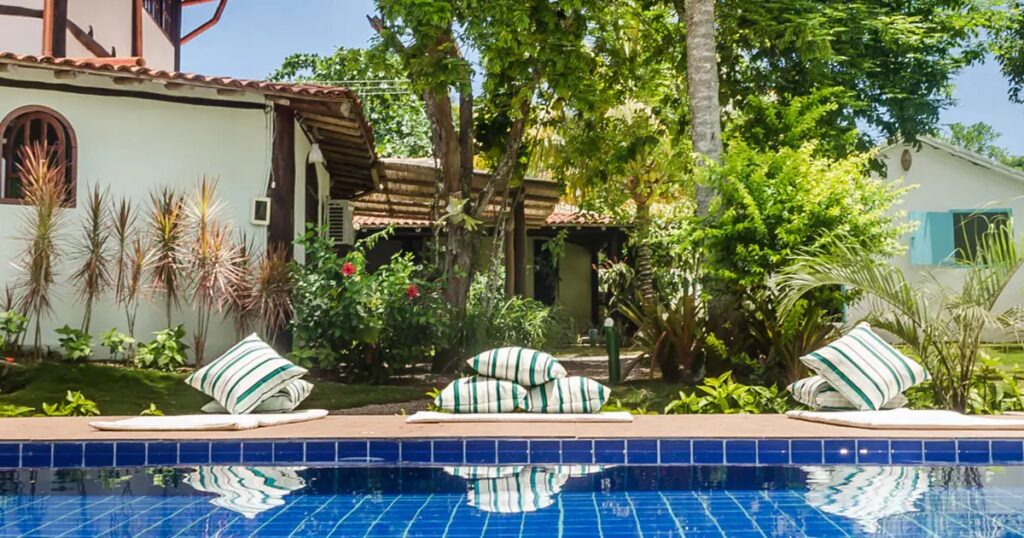 sueds-trancoso-pousada-em-trancoso-proxima-ao-quadrado-piscina-ver3.jpg